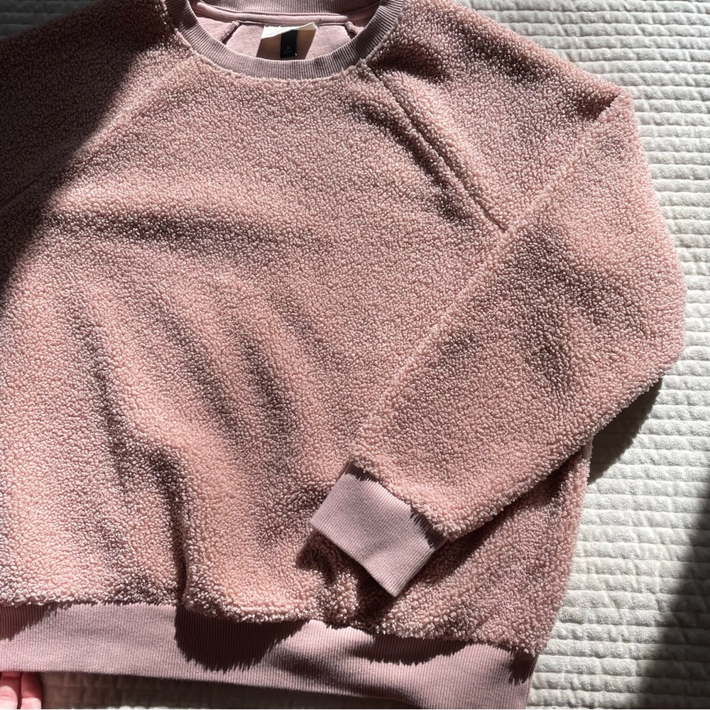 Sherpa Knubbly Textured Dusty Pink Rose Blush Crewneck Pullover Sweater - Picture 3 of 7